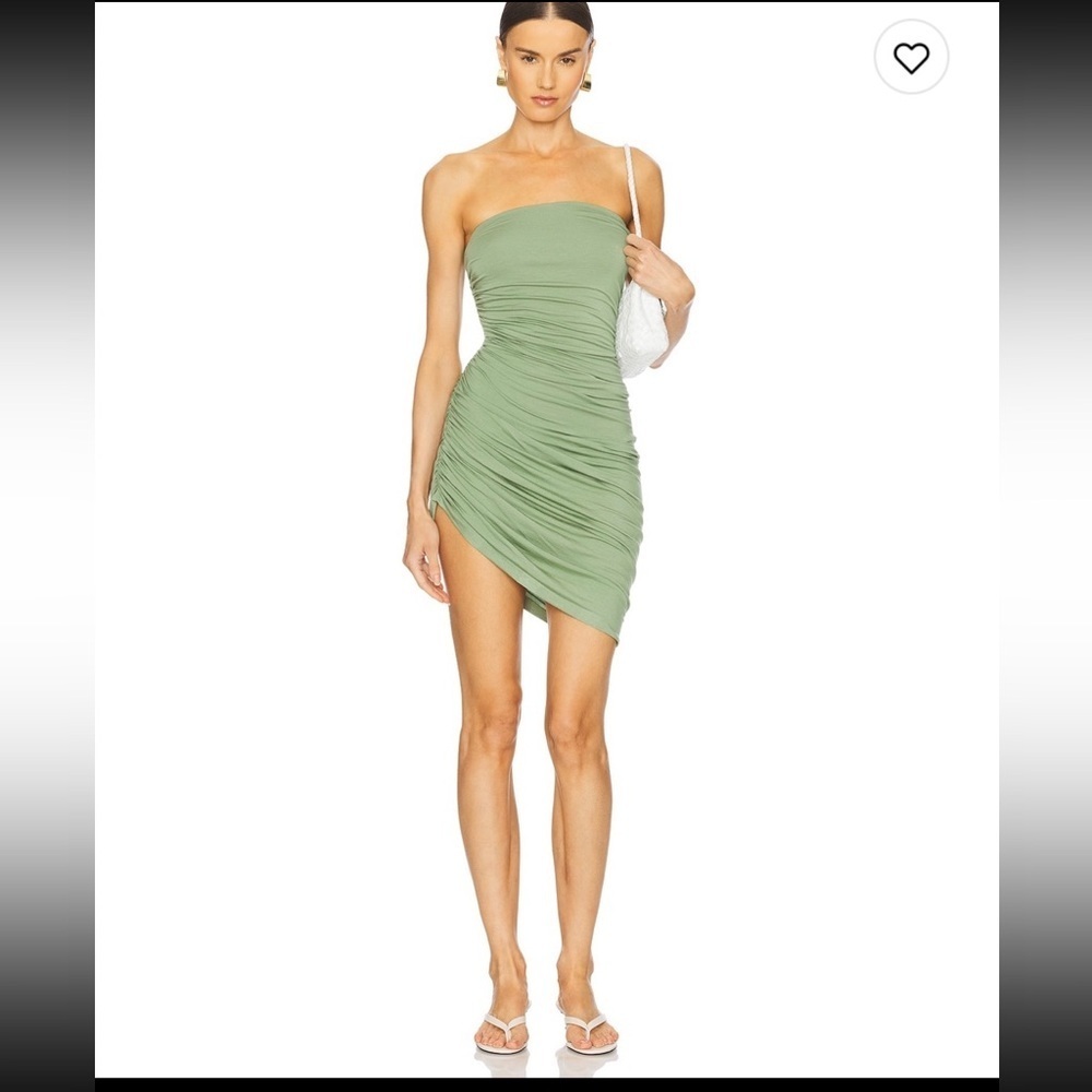 Norma Kamali Elegant Green Strapless Dress 💗💗💗